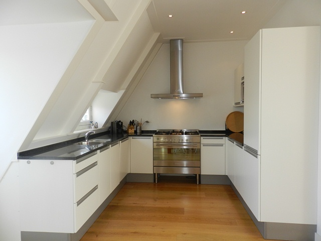 Wouwermanstraat 36-III, Amsterdam, Noord-Holland Nederland, 3 Slaapkamers Slaapkamers, ,1 BadkamerBadkamers,Appartement,Huur,Wouwermanstraat,3,1094