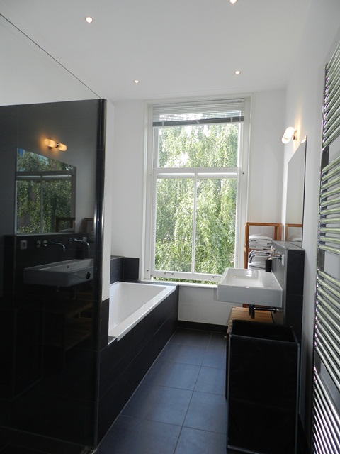 Wouwermanstraat 36-III, Amsterdam, Noord-Holland Nederland, 3 Slaapkamers Slaapkamers, ,1 BadkamerBadkamers,Appartement,Huur,Wouwermanstraat,3,1094