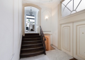 Herengracht 10-C,Amsterdam,Noord-Holland Nederland,4 Bedrooms Bedrooms,1 BathroomBathrooms,Apartment,Herengracht ,1,1116