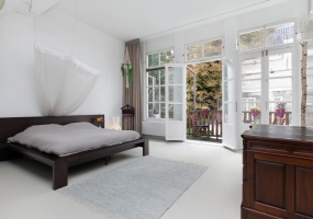 Herengracht 10-C,Amsterdam,Noord-Holland Nederland,4 Bedrooms Bedrooms,1 BathroomBathrooms,Apartment,Herengracht ,1,1116
