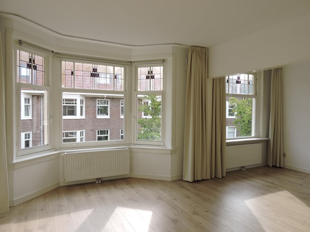 Woestduinstraat 50-II,Amsterdam,Noord-Holland Nederland,2 Bedrooms Bedrooms,2 BathroomsBathrooms,Apartment,Woestduinstraat,2,1117