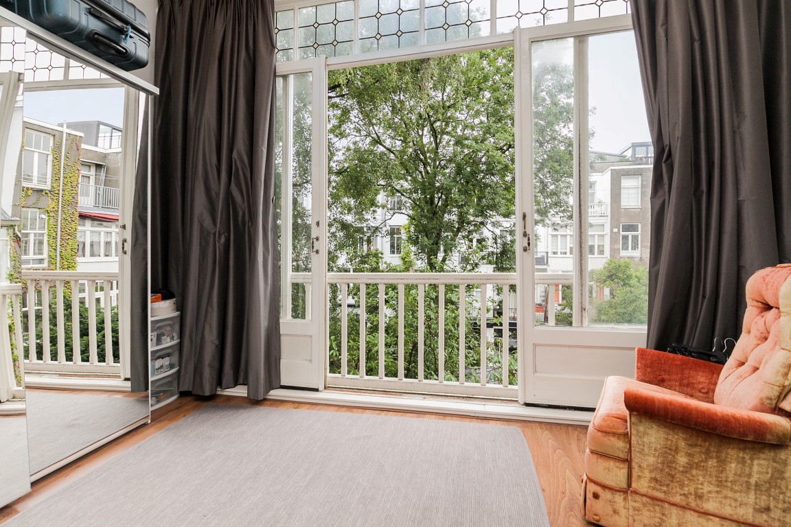 De Lairessestraat 44-II 1071 PB,Amsterdam,Noord-Holland Nederland,2 Bedrooms Bedrooms,1 BathroomBathrooms,Apartment,De Lairessestraat,2,1121