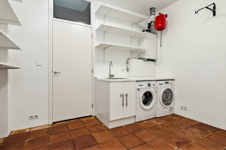 Derde Egelantiersdwarsstraat 6, Amsterdam, Noord-Holland Nederland, 2 Slaapkamers Slaapkamers, ,1 BadkamerBadkamers,House,Huur,Derde Egelantiersdwarsstraat,1127