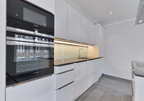 Titiaanstraat 29-II, Amsterdam, Noord-Holland Nederland, 4 Slaapkamers Slaapkamers, ,2 BadkamersBadkamers,Appartement,Huur,Titiaanstraat,2,1136