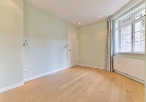 Titiaanstraat 29-II, Amsterdam, Noord-Holland Nederland, 4 Slaapkamers Slaapkamers, ,2 BadkamersBadkamers,Appartement,Huur,Titiaanstraat,2,1136