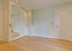 Titiaanstraat 29-II, Amsterdam, Noord-Holland Nederland, 4 Slaapkamers Slaapkamers, ,2 BadkamersBadkamers,Appartement,Huur,Titiaanstraat,2,1136