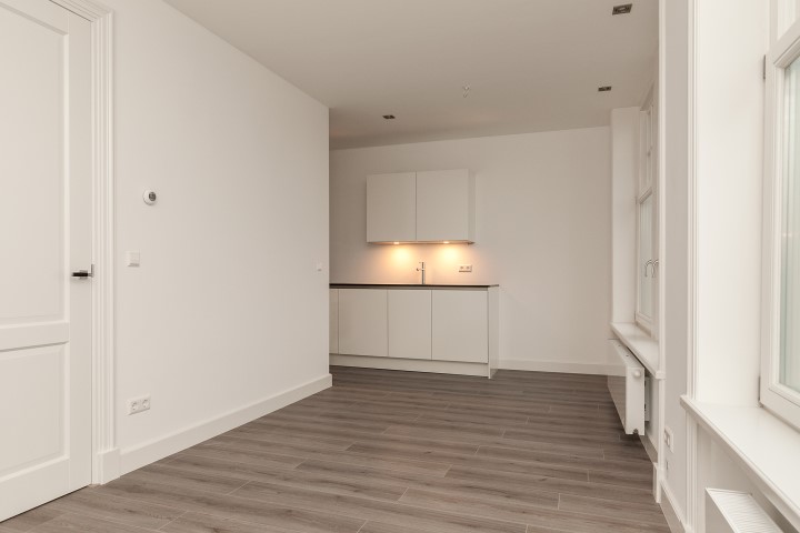 Prins Hendrikkade 7III,Amsterdam,Noord-Holland Nederland,1 Bedroom Bedrooms,1 BathroomBathrooms,Apartment,Prins Hendrikkade ,1160