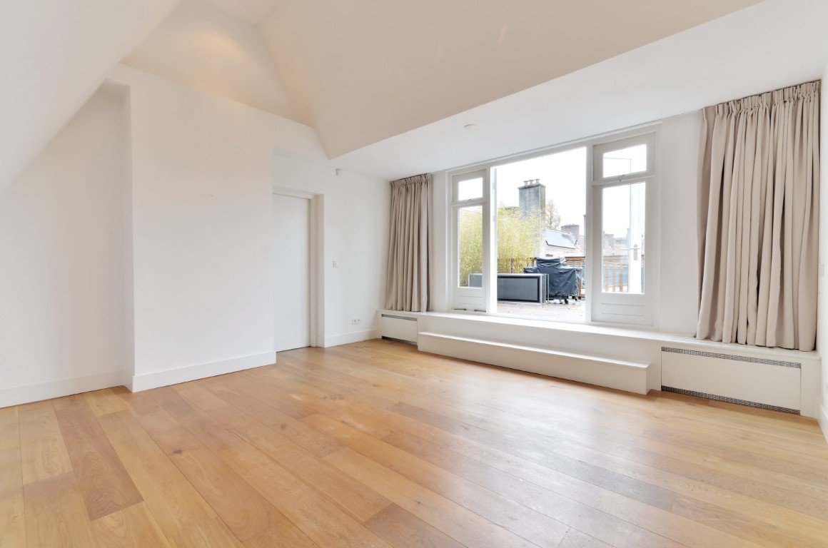 Gerrit van der Veenstraat 124II,Amsterdam,Noord-Holland Nederland,3 Bedrooms Bedrooms,2 BathroomsBathrooms,Apartment,Gerrit van der Veenstraat,1161