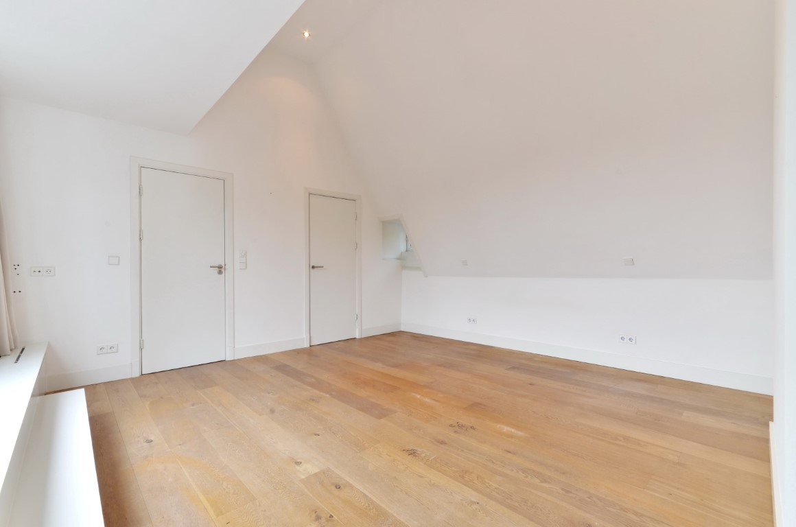 Gerrit van der Veenstraat 124II,Amsterdam,Noord-Holland Nederland,3 Bedrooms Bedrooms,2 BathroomsBathrooms,Apartment,Gerrit van der Veenstraat,1161