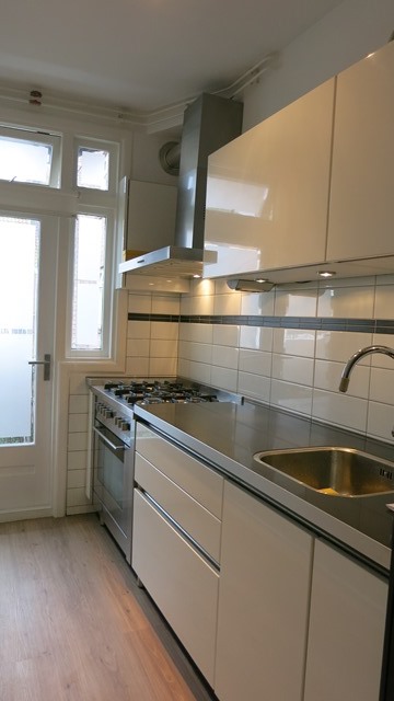 Van Tuyll van Serooskerkenweg 119-II,Amsterdam,Noord-Holland Nederland,2 Bedrooms Bedrooms,1 BathroomBathrooms,Apartment,Van Tuyll van Serooskerkenweg ,2,1173