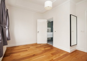 De Lairessestraat 9-III,Amsterdam,Noord-Holland Nederland,2 Bedrooms Bedrooms,2 BathroomsBathrooms,Apartment,De Lairessestraat ,3,1183