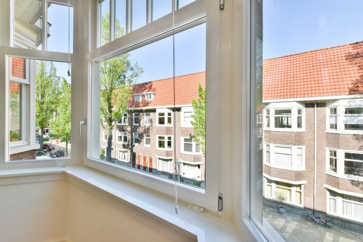 Leiduinstraat 28-II 1058 SK,Amsterdam,Noord-Holland Nederland,1 Bedroom Bedrooms,1 BathroomBathrooms,Apartment,Leiduinstraat,2,1191
