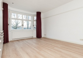 Olympiaplein 13 hs Amsterdam,Noord-Holland Nederland,4 Bedrooms Bedrooms,1 BathroomBathrooms,Apartment,Olympiaplein,1024
