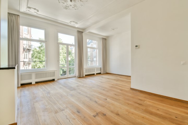 Koninginneweg 259-boven 1075CV, Amsterdam, Noord-Holland Nederland, 4 Slaapkamers Slaapkamers, ,1 BadkamerBadkamers,Appartement,Huur,Koninginneweg,1199