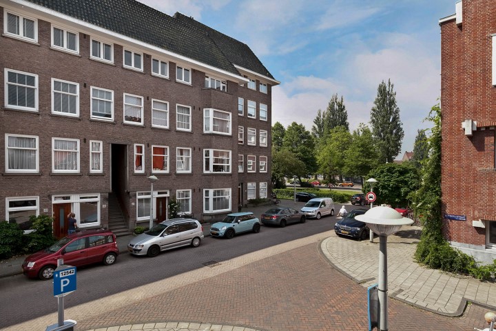 Botticellistraat 37-I 1077 EZ,Amsterdam,Noord-Holland Nederland,2 Bedrooms Bedrooms,1 BathroomBathrooms,Apartment,Botticellistraat,1,1200