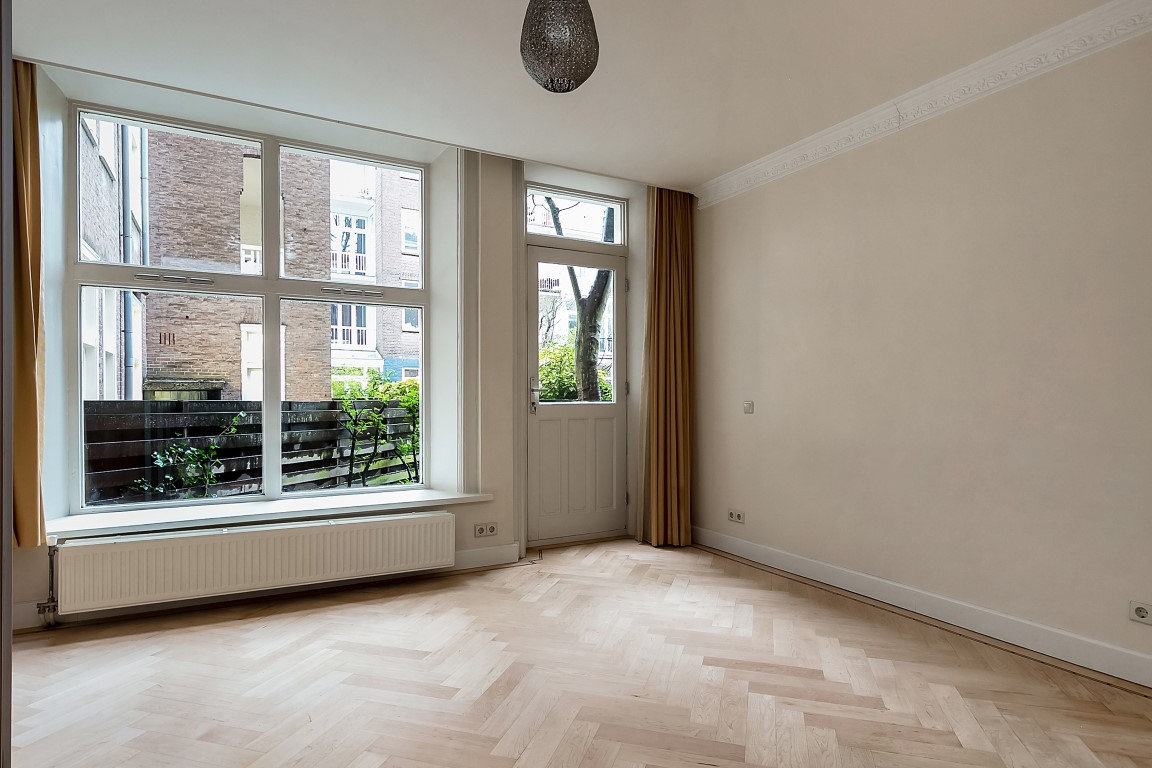 De Lairessestraat 170-A, Amsterdam, Noord-Holland Netherlands, 3 Bedrooms Bedrooms, ,2 BathroomsBathrooms,Apartment,For Rent,De Lairessestraat ,1209