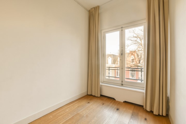 Van Breestraat 171 bv 1071 ZN, Amsterdam, Noord-Holland Nederland, 4 Slaapkamers Slaapkamers, ,2 BadkamersBadkamers,Appartement,Huur,Van Breestraat,2,1214