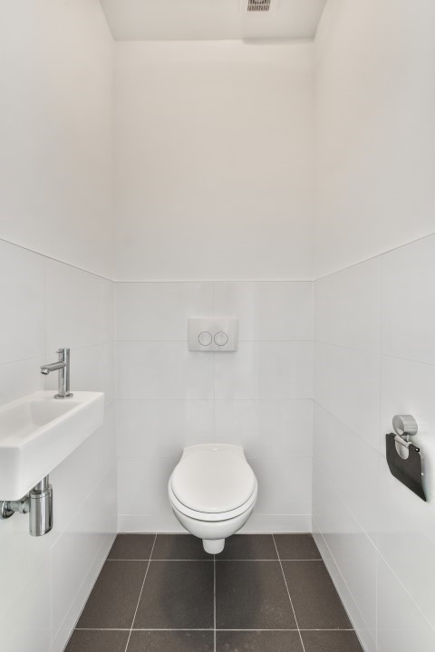 Leiduinstraat 24-II, Amsterdam, Noord-Holland Nederland, 2 Bedrooms Bedrooms, ,1 BathroomBathrooms,Apartment,For Rent,Leiduinstraat ,2,1222