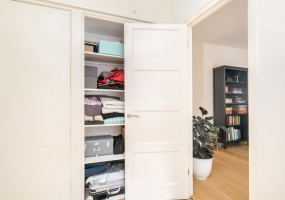 Hillegomstraat 19-I, Amsterdam, Noord-Holland Nederland, 2 Slaapkamers Slaapkamers, ,1 BadkamerBadkamers,Appartement,Huur,Hillegomstraat,1,1226