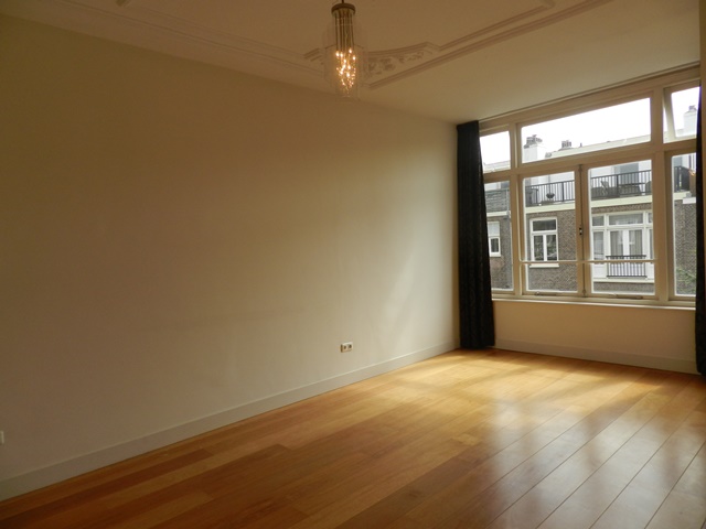 Koninginneweg 257, Amsterdam, Noord-Holland Nederland, 4 Bedrooms Bedrooms, ,1 BathroomBathrooms,Apartment,For Rent,Koninginneweg,2,1236