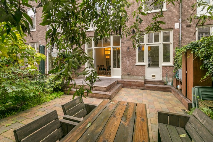 Valeriusstraat 272, Amsterdam, Noord-Holland Nederland, 4 Bedrooms Bedrooms, ,1 BathroomBathrooms,Apartment,For Rent,Valeriusstraat ,1239