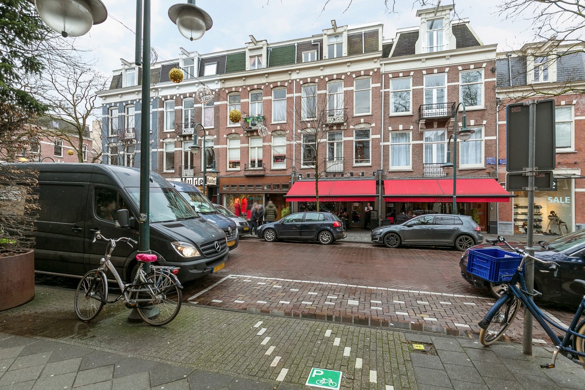 Cornelis Schuytstraat 10-II, Amsterdam, Noord-Holland Nederland, 2 Bedrooms Bedrooms, ,1 BathroomBathrooms,Apartment,For Rent,Cornelis Schuytstraat,2,1244