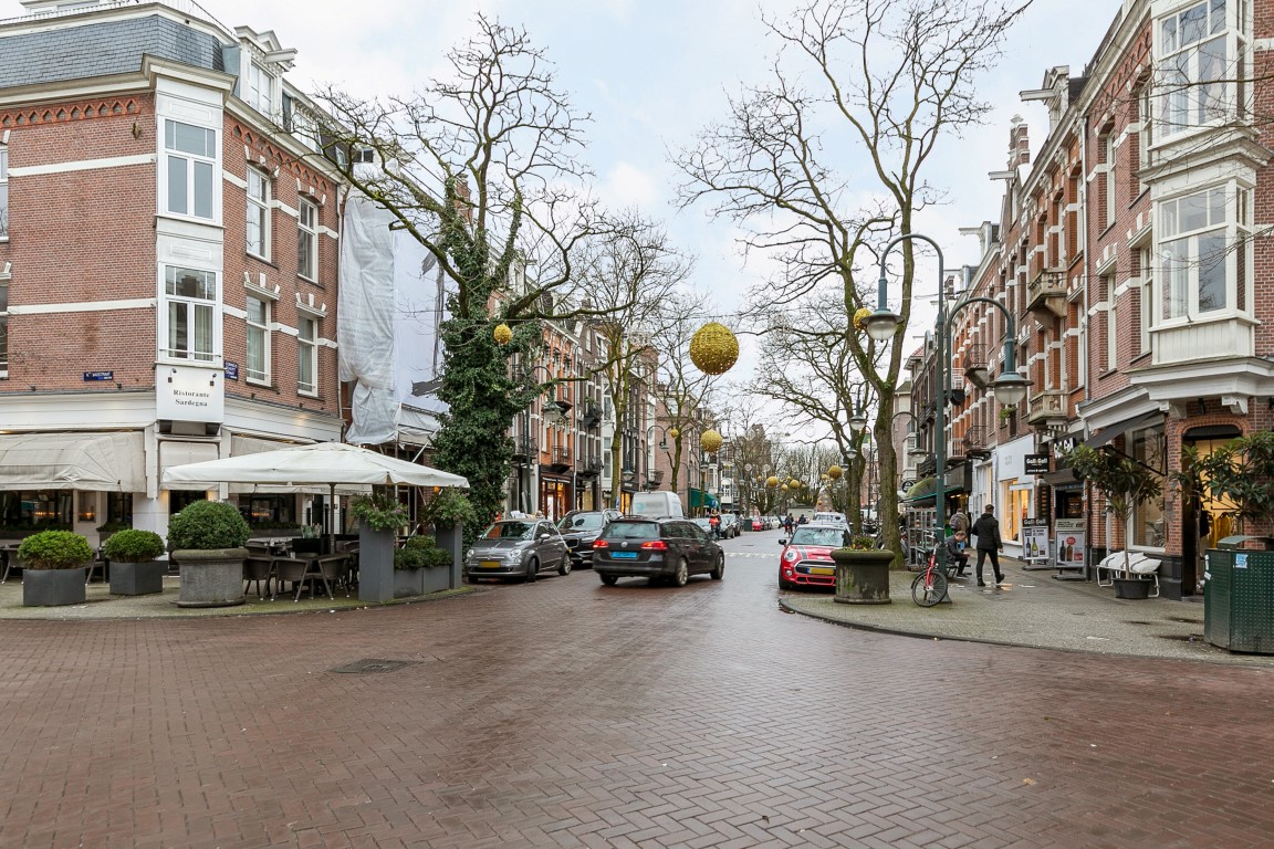 Cornelis Schuytstraat 10-II, Amsterdam, Noord-Holland Nederland, 2 Bedrooms Bedrooms, ,1 BathroomBathrooms,Apartment,For Rent,Cornelis Schuytstraat,2,1244