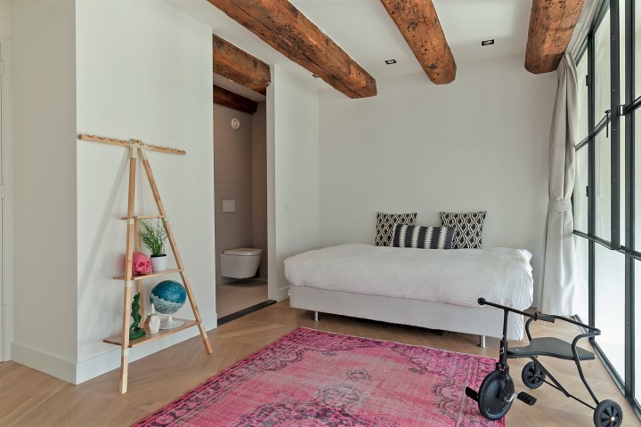 Nieuwe Uilenburgerstraat 7 C 1011 LM, Amsterdam, Noord-Holland Nederland, 2 Slaapkamers Slaapkamers, ,2 BadkamersBadkamers,Appartement,Huur,Nieuwe Uilenburgerstraat ,1255