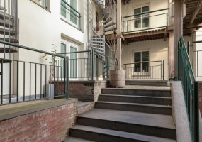 Nieuwe Uilenburgerstraat 7 C 1011 LM, Amsterdam, Noord-Holland Nederland, 2 Bedrooms Bedrooms, ,2 BathroomsBathrooms,Apartment,For Rent,Nieuwe Uilenburgerstraat ,1255