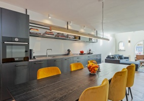 Nieuwe Uilenburgerstraat 7 C 1011 LM, Amsterdam, Noord-Holland Nederland, 2 Bedrooms Bedrooms, ,2 BathroomsBathrooms,Apartment,For Rent,Nieuwe Uilenburgerstraat ,1255