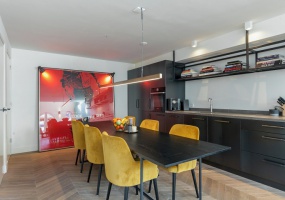 Nieuwe Uilenburgerstraat 7 C 1011 LM, Amsterdam, Noord-Holland Nederland, 2 Bedrooms Bedrooms, ,2 BathroomsBathrooms,Apartment,For Rent,Nieuwe Uilenburgerstraat ,1255