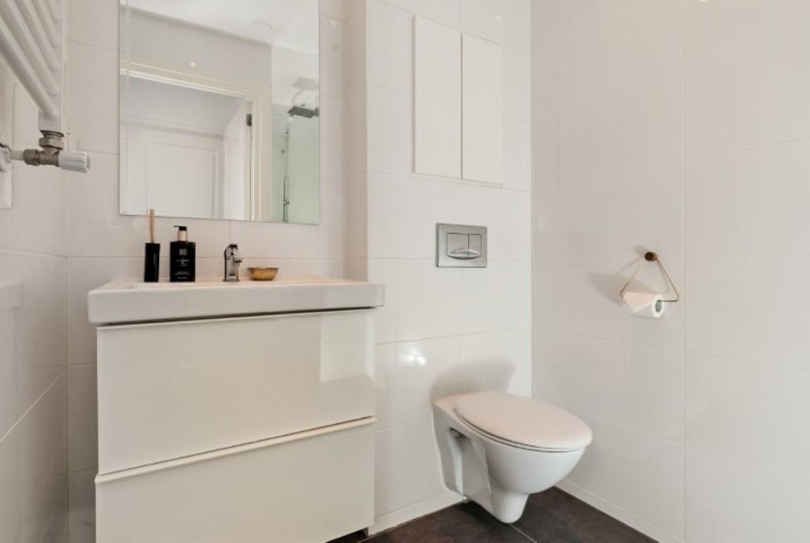 Tweede Jan van der Heijdenstraat 55 III 1074 XP, Amsterdam, Noord-Holland Nederland, 2 Bedrooms Bedrooms, ,1 BathroomBathrooms,Apartment,For Rent,Tweede Jan van der Heijdenstraat ,3,1256