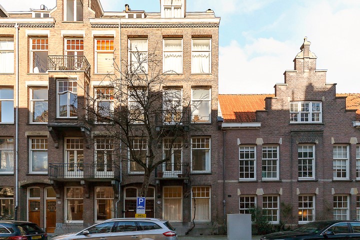 Valeriusstraat 200-II 1075GJ, Amsterdam, Noord-Holland Nederland, 2 Bedrooms Bedrooms, ,1 BathroomBathrooms,Apartment,For Rent,Valeriusstraat ,2,1260