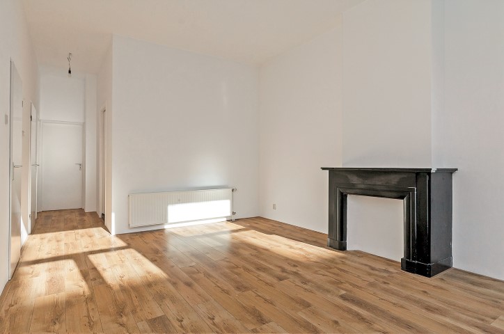 Valeriusstraat 200-II 1075GJ, Amsterdam, Noord-Holland Nederland, 2 Bedrooms Bedrooms, ,1 BathroomBathrooms,Apartment,For Rent,Valeriusstraat ,2,1260