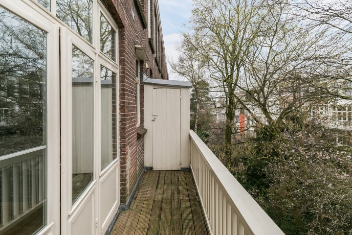 Valeriusstraat 52-II, Amsterdam, Noord-Holland Nederland, 3 Bedrooms Bedrooms, ,2 BathroomsBathrooms,Apartment,For Rent,Valeriusstraat,2,1263