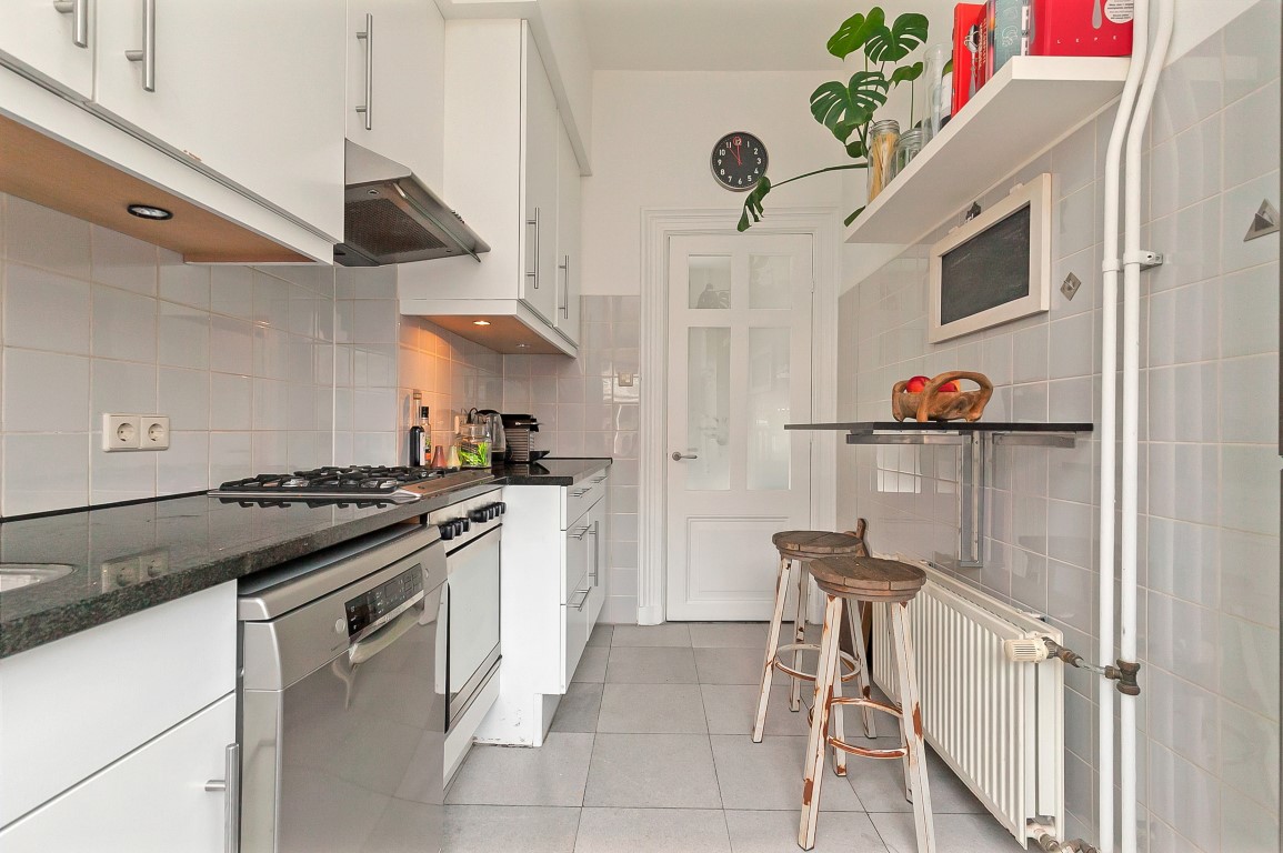 Johannes Verhulststraat 162-II 1075 HB, Amsterdam, Noord-Holland Nederland, 3 Bedrooms Bedrooms, ,1 BathroomBathrooms,Apartment,For Rent,Johannes Verhulststraat 162-II,2,1281