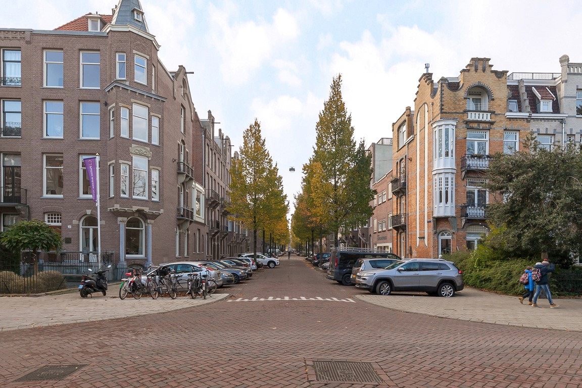 Johannes Verhulststraat 162-II 1075 HB, Amsterdam, Noord-Holland Nederland, 3 Bedrooms Bedrooms, ,1 BathroomBathrooms,Apartment,For Rent,Johannes Verhulststraat 162-II,2,1281