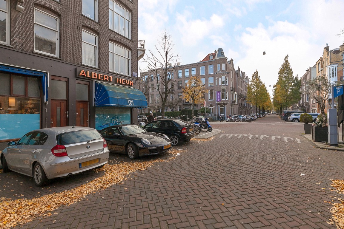 Johannes Verhulststraat 162-II 1075 HB, Amsterdam, Noord-Holland Nederland, 3 Bedrooms Bedrooms, ,1 BathroomBathrooms,Apartment,For Rent,Johannes Verhulststraat 162-II,2,1281