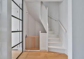 Henriette Bosmansstraat 34, Amsterdam, Noord-Holland Nederland, 5 Slaapkamers Slaapkamers, ,2 BadkamersBadkamers,Appartement,Huur,1286