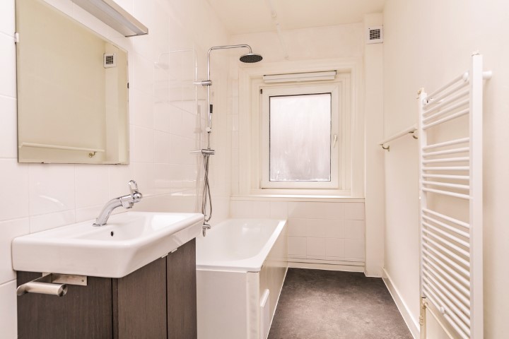 Lumeijstraat 44 huis 1056VZ, Amsterdam, Noord-Holland Nederland, 3 Bedrooms Bedrooms, ,2 BathroomsBathrooms,Apartment,For Rent,Lumeijstraat 44 huis,1287