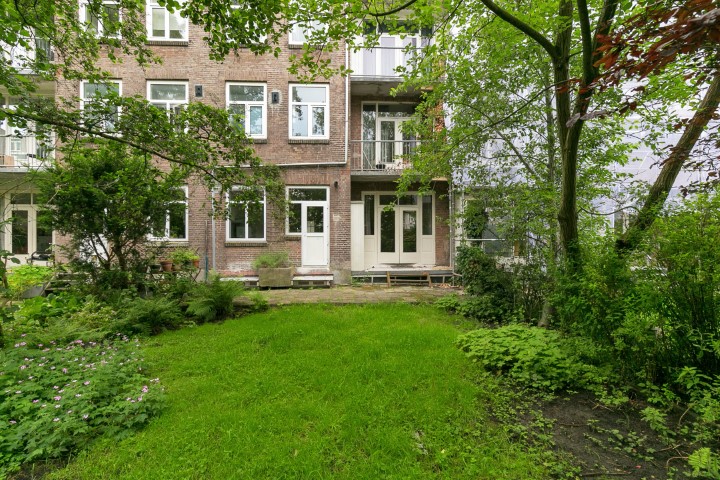 Lumeijstraat 44 huis 1056VZ, Amsterdam, Noord-Holland Nederland, 3 Bedrooms Bedrooms, ,2 BathroomsBathrooms,Apartment,For Rent,Lumeijstraat 44 huis,1287