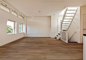 Van Tuyll van Serooskerkenweg 138-IV, Noord-Holland Nederland, 2 Slaapkamers Slaapkamers, ,1 BadkamerBadkamers,Appartement,Huur,Van Tuyll van Serooskerkenweg ,4,1299