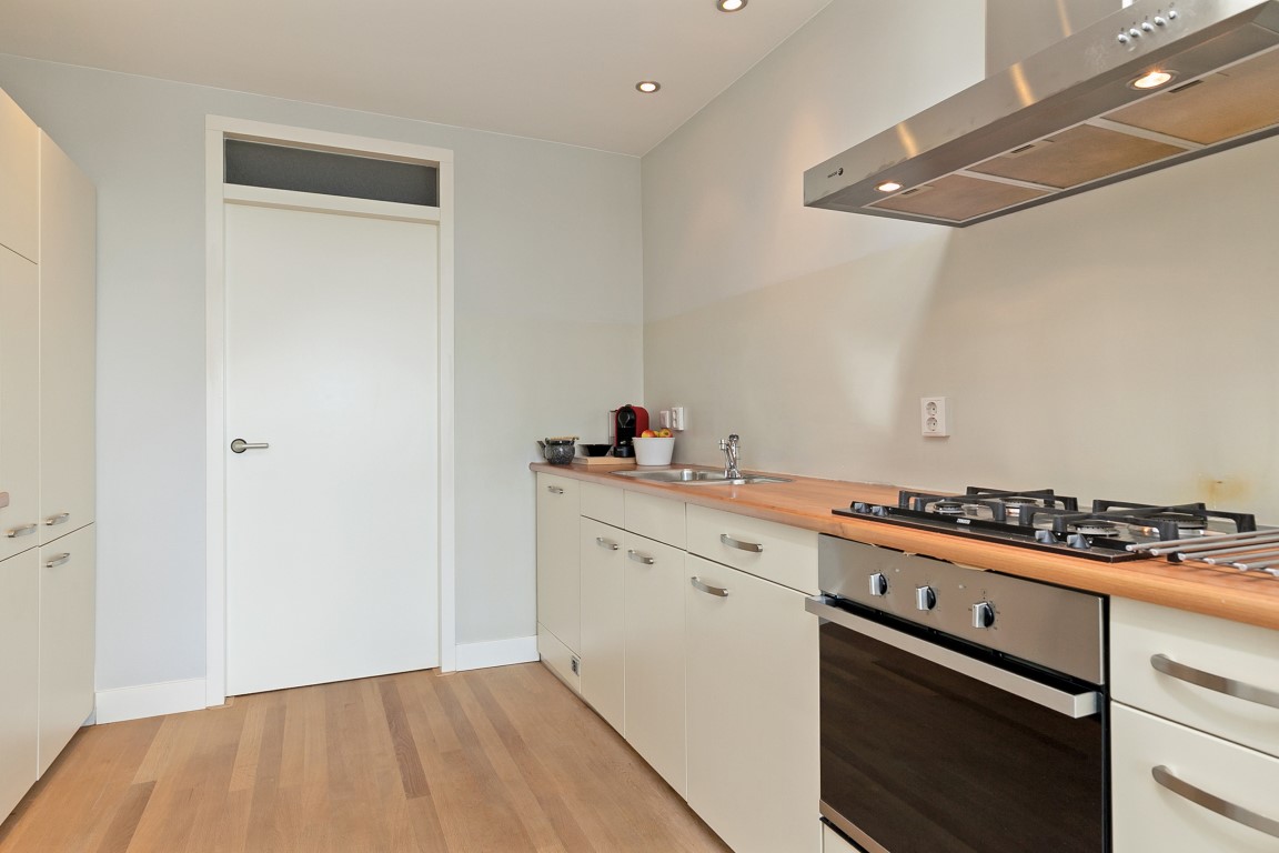 Bilderdijkstraat 79-U, Amsterdam, Noord-Holland Nederland, 1 Bedroom Bedrooms, ,1 BathroomBathrooms,Apartment,For Rent,Bilderdijkstraat,4,1302