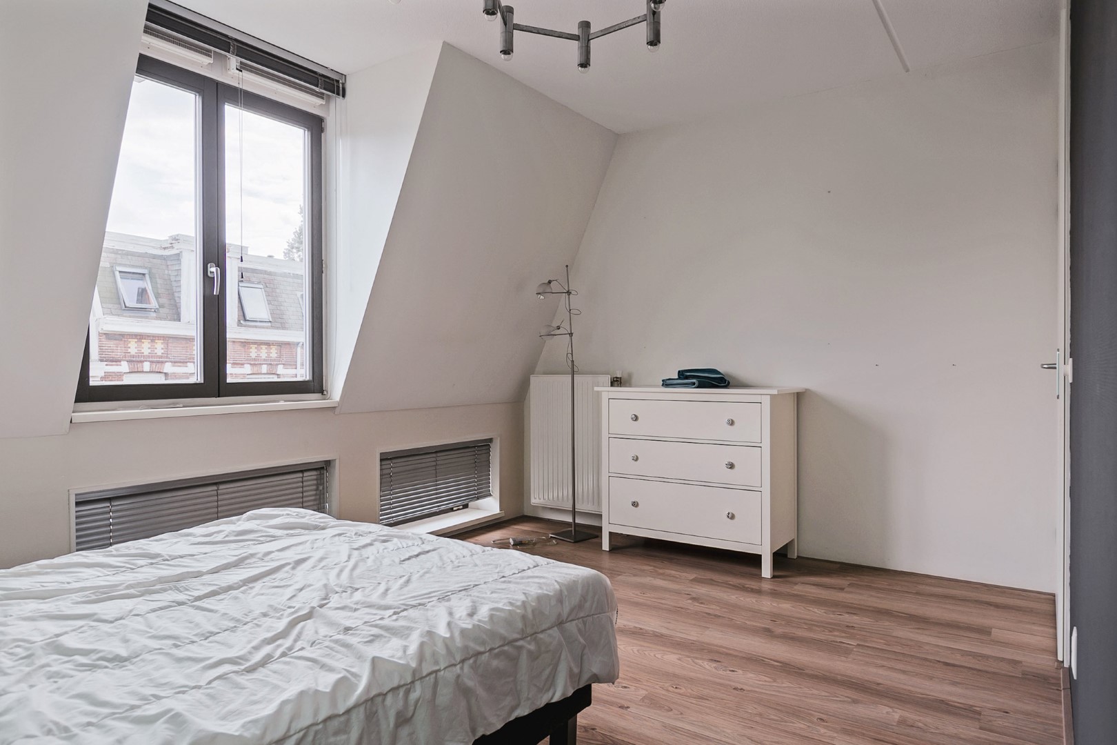 Eerste Jan van der Heijdenstraat 131 G, Amsterdam, Noord-Holland Nederland, 2 Bedrooms Bedrooms, ,1 BathroomBathrooms,Apartment,For Rent,Eerste Jan van der Heijdenstraat,4,1306