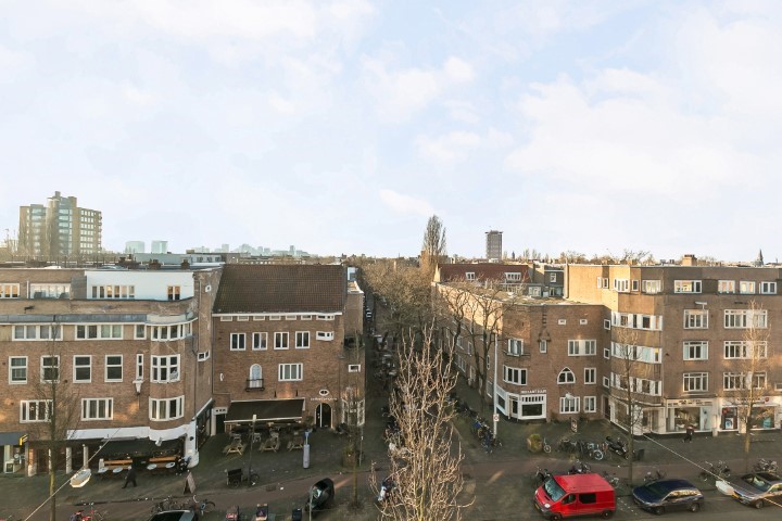 Rijnstraat 35-IV, Amsterdam, Noord-Holland Nederland, 2 Slaapkamers Slaapkamers, ,1 BadkamerBadkamers,Appartement,Huur,Rijnstraat,4,1341