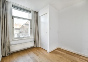 Sluisstraat 12-I, Amsterdam, Noord-Holland Nederland, 1 Slaapkamer Slaapkamers, ,1 BadkamerBadkamers,Appartement,Huur,Sluisstraat,1,1342