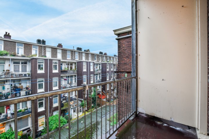 Elisabeth Wolffstraat 80 III, Amsterdam, Noord-Holland Nederland, 3 Bedrooms Bedrooms, ,1 BathroomBathrooms,Apartment,For Rent,Elisabeth Wolffstraat,3,1346