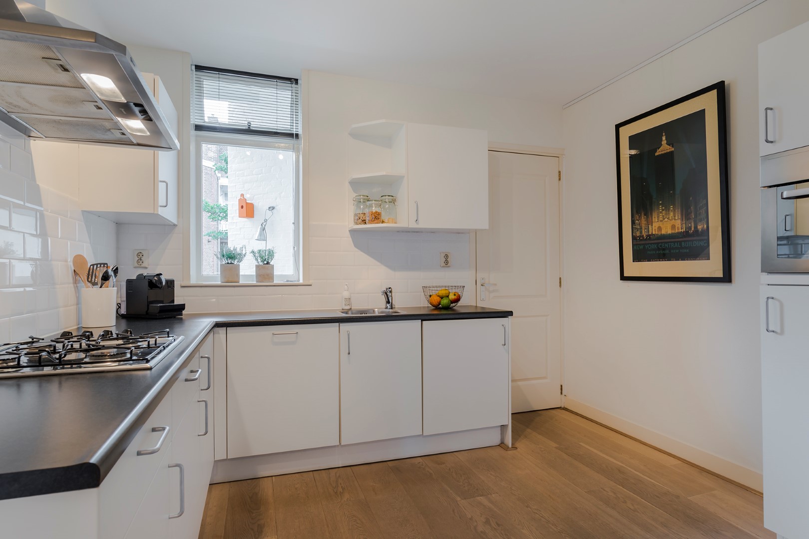 Pieter Aertszstraat 96-II, Amsterdam, Noord-Holland Nederland, 1 Bedroom Bedrooms, ,1 BathroomBathrooms,Apartment,For Rent,Pieter Aertszstraat,2,1378