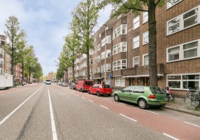 Haarlemmermeerstraat 152 hs Amsterdam,Noord-Holland Nederland,4 Slaapkamers Slaapkamers,2 BadkamersBadkamers,Appartement,Haarlemmermeerstraat,1042