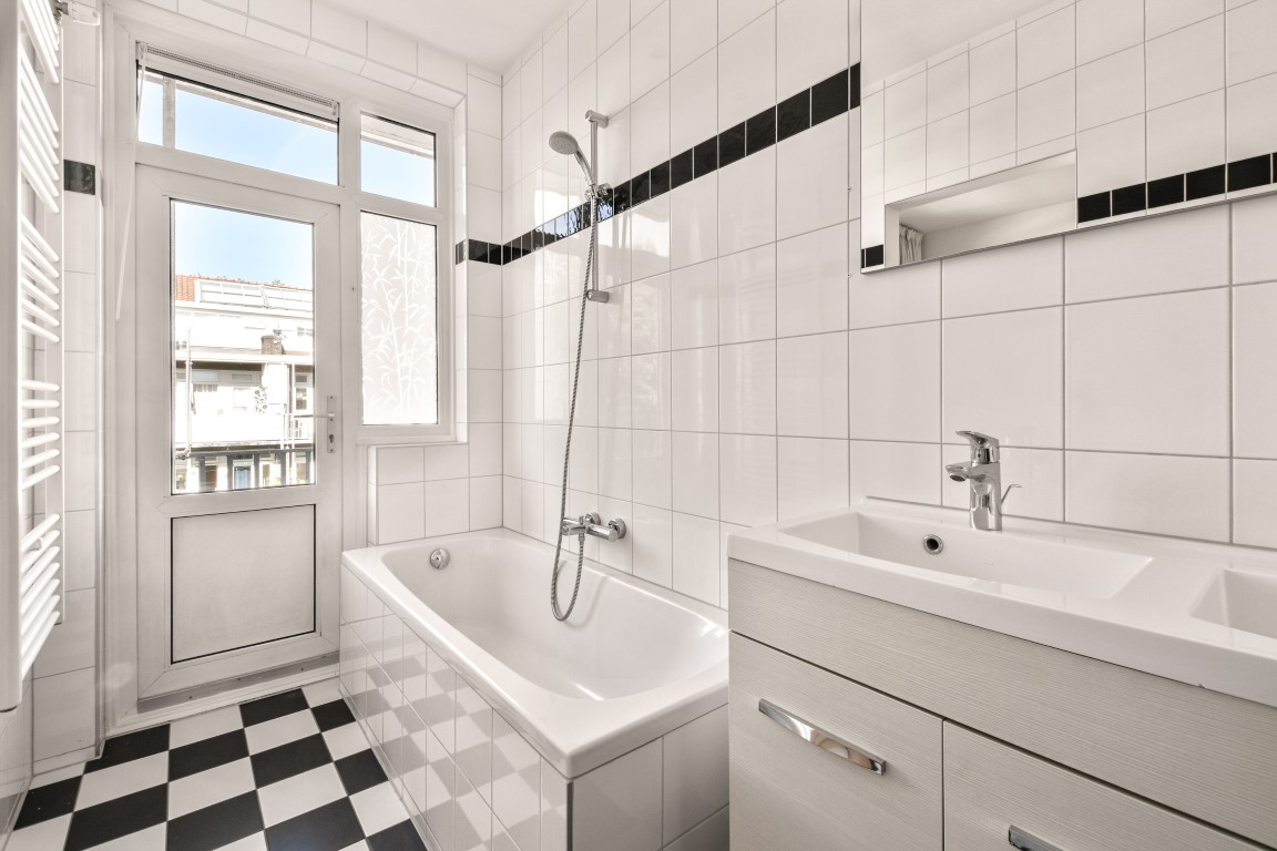Curacaostraat 59 III 1058 BN, Amsterdam, Noord-Holland Netherlands, 1 Bedroom Bedrooms, ,1 BathroomBathrooms,Apartment,For Rent,Curacaostraat,3,1420